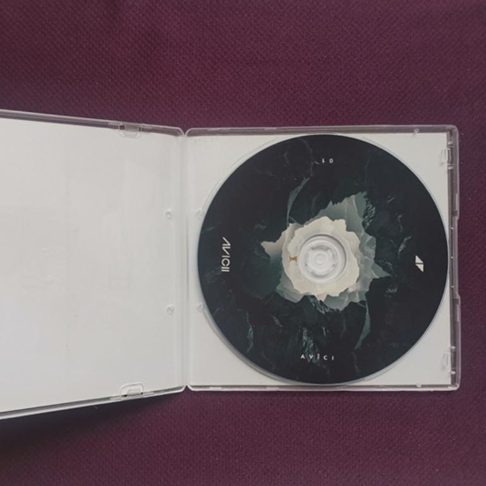 Swedish EDM Legend Avicii Ulti - Audio Music Cd ulasan dan harga