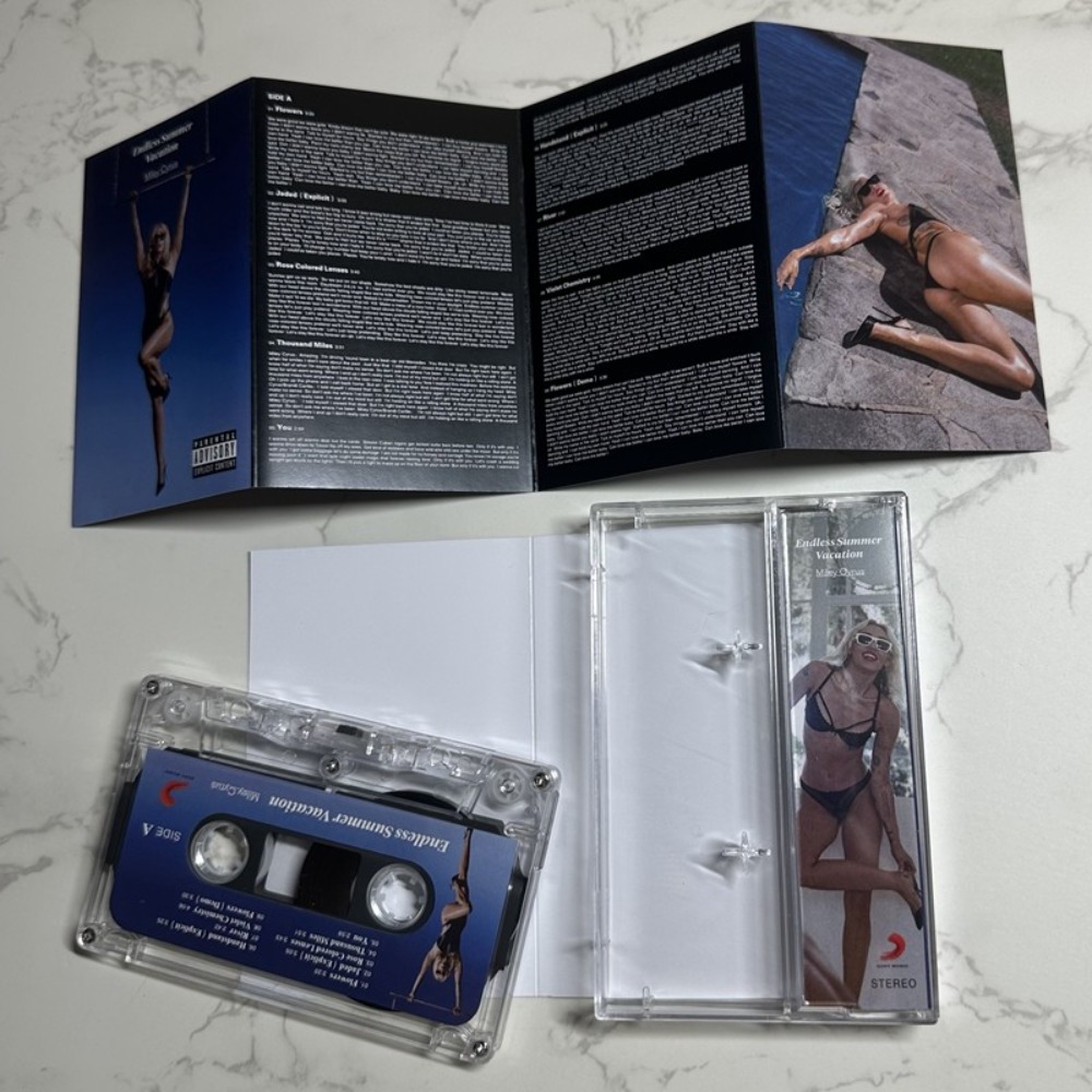 Miley Cyrus Cassette Tape | En - Audio To Music ulasan dan harga